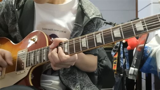 弹了颂乐人偶BanG Dream ave mujica的神さま、バ力 solo部分