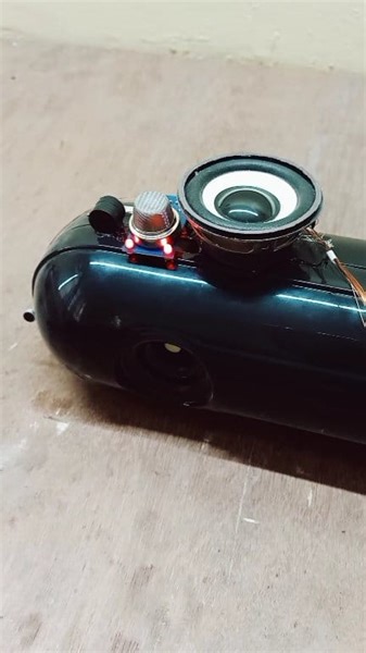 Silent Fart detector and fragrance sprayer device #electronics #gadget #engineering #project #experiment #scienceexperiment #machine #device #funny #fart #detector #fbreels #instadaily #instagood | Science & Engineering