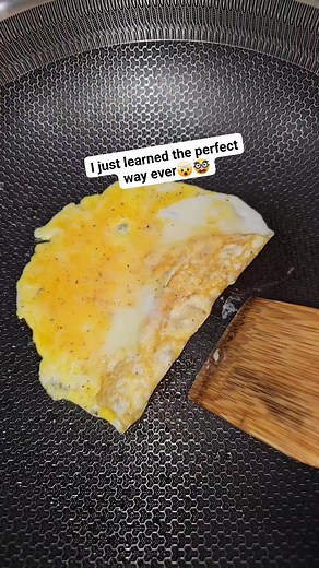 40K views · 40 reactions | It turned out really good類 #lunch #skills #taught #correct | Lea Robertson | Facebook