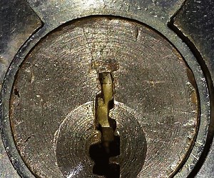 How to Look for a Proper Lock to Secure Your Home - a Guide to Improve Your Security