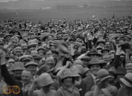 Enjoy some incredible footage from The Open in 1927, when the great Bobby Jones retained the Claret Jug with a six-stroke victory at St Andrews 🏆 Just look at those crowds 😍 | The Open