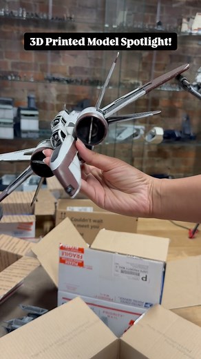 Model Spotlight! 💡 We’re throwing it back to one of our favorite custom creations — a 3D printed Republic Starfighter. This Clone Wars classic brings heavy firepower and sleek design to the tabletop. Perfectly scaled and full of detail, it’s ready to take flight once again in your next battle scenario! ➪Get the 3D printable file over on our website! It’s included in our newest bundle! Link in bio 🔗darkfiredesigns.com #ModelSpotlight #StarWarsLegion #ARC170 #3DPrintedMiniatures #CloneWars #Tabl