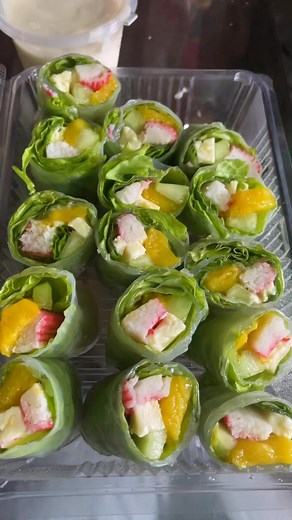 Mango Kani Roll #MANGOKANIROLL @highlight | Lea ALejandro Llego