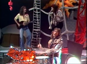 657K views · 24K reactions | Johnny Wakelin - In Zaire (1976) | Best Music videos | Facebook