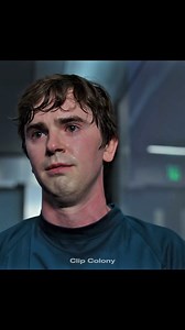 Dr. Shaun Murphy left the operation theater in the middle of a surgery | Dessing Brake