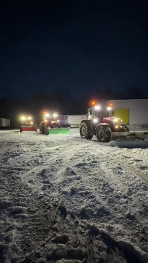 #sarlmerlierlequette #neige #masseyferguson @Arthur 📯🚜🌾 @Aurélien Pype @Charles Merlier