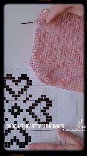 Heart Table Runner crochet pattern 💖 ‪@handmadebyraine‬