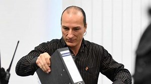 Peter Fitzek: Wie der König von Deutschland die Hofer Justiz quälte