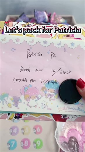 Packing Orders with Patricia: A DIY Guide