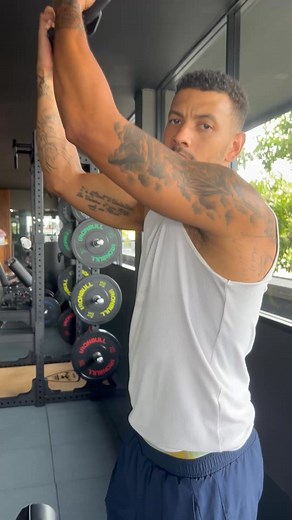 Workout tip: Pull through back rather than the arms to focus on back activation! | Reforged Project