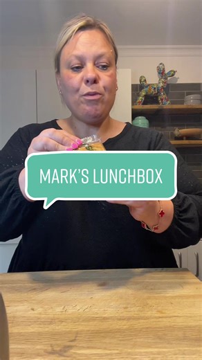 🙈 I apologise now🤣 Mark’s lunchbox #Fyp #fypシ #f #foryou #lunchboxideas #lunchbox #lunchformyhusband #lunchforworktomorrow #roastchickendinner #leftovers #markslunchbox