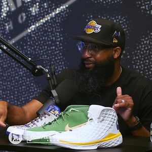 60K views · 311 reactions | New episode of the Complex Sneakers Show is here! Joe La Puma, Brendan Dunne, and Matthew Welty talk about the top 24 Nike Kobe sneakers of all time in celebration of Mamba Day. WATCH: https://youtu.be/rNAkRBvWNa4 | Complex | Facebook