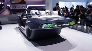 61K views · 957 reactions | Samsung introduces digital cockpits, with V2X technology and allows drivers to get real time updates from infrastructures, other vehicles and other users using 5G. Read more: https://tech360.tv/events/future-5g-and-ai-technology-samsungs-highlights-at-ces-2020/ | tech360.tv | Facebook
