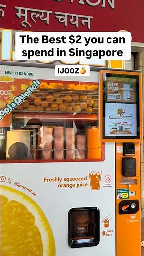 This $2 Orange Juice Machine in Singapore is a Must Try! 🤯