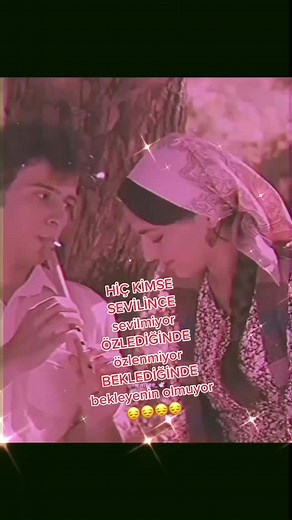 Romantic Outdoor Moments in a Dreamy Setting