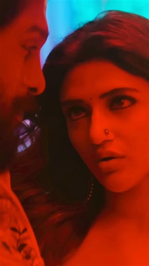 Kissik ❤️song.Allu Arjun & SreeLeela & Rashmika. #love #kissiksong #alluarjun #pushpa #viral #shorts