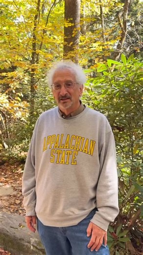 1K views · 2.1K reactions |  Fall Foliage Friday | Week 5 — October...