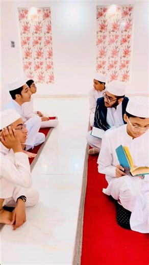 Innocent Children Reading Quran | Peaceful Islamic Video
