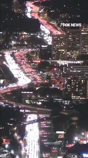 HIT THE ROAD, DUDE: Thanksgiving travelers flood Cali freeway #thanksgiving #shorts #travel