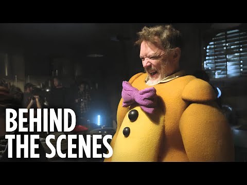 Five Nights at Freddy's 2 Behind the Scenes | New Animatronics, Bigger Sets, Cast Reunion