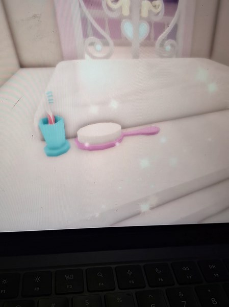 Creative Royale High Dorm Decor Ideas