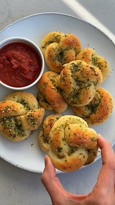 RECIPE: https://feelgoodfoodie.net/recipe/garlic-knots/ These Garlic Knots are made from scratch with only four ingredients. Even better, there's no need for yeast or kneading! | Feel Good Foodie