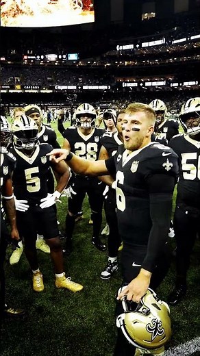 Tyler Shough leads Saints Pregame Huddle vs. Raiders
