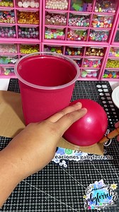 2.9M views · 49K reactions | Bota navideña  Ideal para dulcero!!! 殺 Aquí está el tutorial completo https://www.facebook.com/reel/875863227327113?fs=e&mibextid=UalRPS | Creaciones Gabyferretiz | Facebook