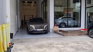 A 2024 Hyundai Tucson in beautiful Silky Bronze Metallic goes to a very nice gentleman from Quezon City. | Hancars