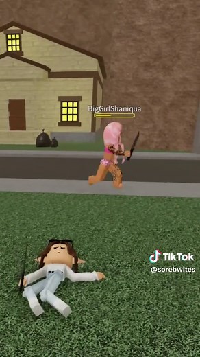 Raiding in Da Hood: Fun Barbie Edits and Gameplay