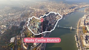 🏰 Čuda Mađarske: Buda Castle District Krenite na putovanje kroz povijest u srcu Budimpešte! Buda Castle District, UNESCO-ova Svjetska baština, nudi nevjerojatne poglede, impresivnu arhitekturu i kulturne dragulje. Istražite ikonski Budimski dvorac, šarmantne kamenite ulice, te znamenitosti poput crkve sv. Matije i Ribarske utvrde. Ovaj povijesni kvart je nezaobilazno odredište za sve ljubitelje povijesti i putnike. Planirajte svoj posjet i otkrijte čaroliju ovog povijesnog dragulja! ✨ | Visit H
