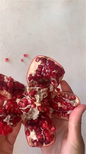 Have you mastered the pomegranate cut? We tried this method, and found it made the pomegranate seeds just that little bit easier to pop out. If you've got a better way, we'd love for you to share your tips below! 👇 | Food Matters
