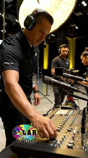 The setup 👉📸#solardiscospro #maestrotonysolar #teamwork