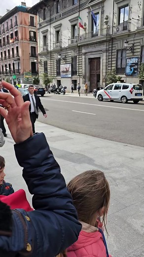 Conociendo a La Reina Letizia Ortiz en España