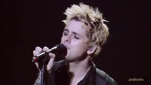 【4K60FPS】梦龙Imagine Dragons《Demons》核能现场！要勇往直前！-三页半够吗-🎵-哔哩哔哩视频