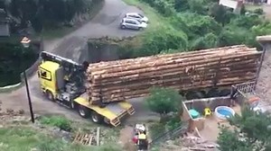 750K views · 6.7K reactions | BOA NOITE!!! PRECISA SER BOM MOTORISTA OU TER SORTE PARA FAZER ESSAS MANOBRAS?  | FlashMotors | Facebook