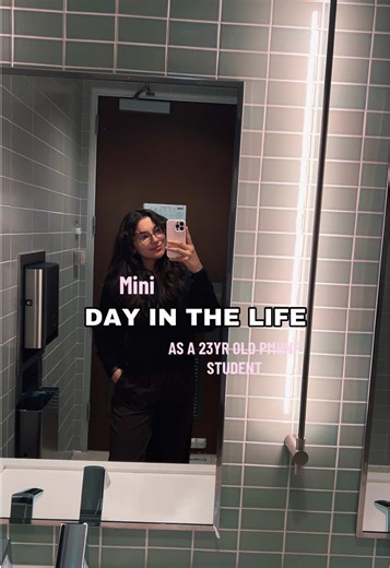 Day in the Life of a 23-Year-Old Psychiatric Nurse Practitioner