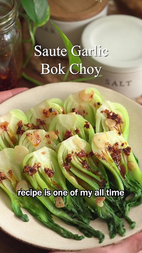 Quick and Easy Garlic Bok Choy Recipe