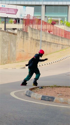 Moonwalk #youtubeshorts #skatingchannel #rollerskating #skate #rollersports #sports #skating
