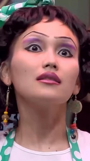 435K views · 2.6K reactions | Prank dipecat, malu gak Yu @ayutingting92 ??? 藍藍藍 @bts_trans7 Sabtu-Minggu 21.30 WIB! | TRANS7 | Facebook