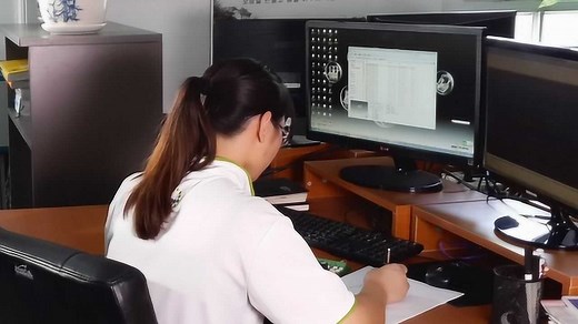 两台电脑之间传文件的两种方法 局域网或者网线