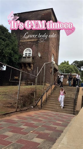 “I don’t just talk I do it”🤏❤️ Haven’t been to the gym in 4 days and trust me, I felt like I was going a bit crazy😭 This week? We’re LOCKING innnn🤞🏋️‍♀️❤️