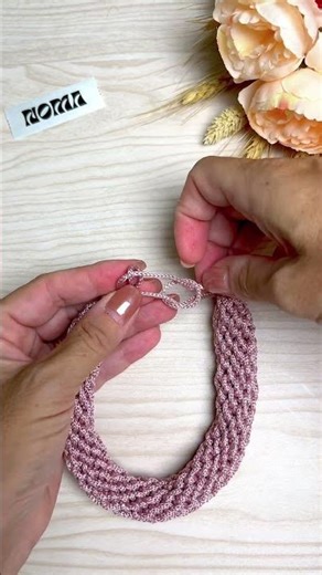 Cette astuce à 2 nœuds crée un fermoir coulissant parfait !