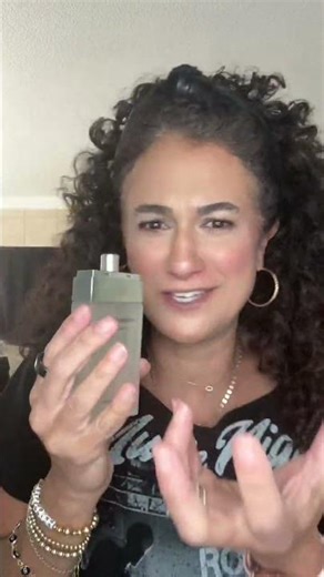 Okay, so I finally tried Dolce & Gabbana Light Blue, and OMG, why did no one tell me how good this