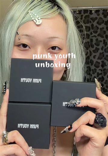 Unique Jewelry Unboxing for Punk Youth