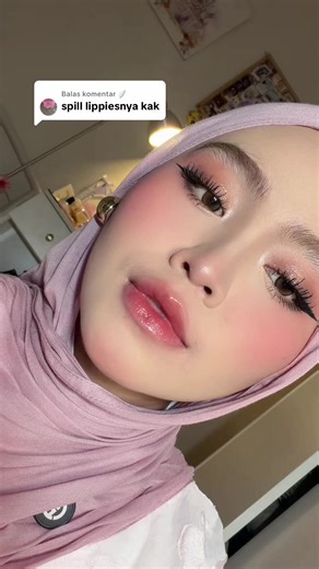 Tutorial Ombre Lips dengan Produk Terbaik