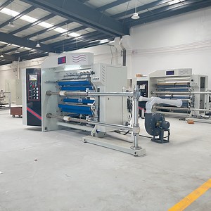 [Hot Item] 1300mm Automatic Kraft Paper Roll Slitter Rewinder Plastic Film Slitting Rewinding Machine