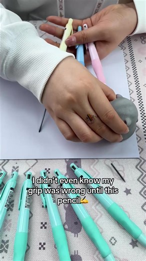 I can finally finish my homework faster🥳#posturepencil #newyear #studentneeds #kidsgift