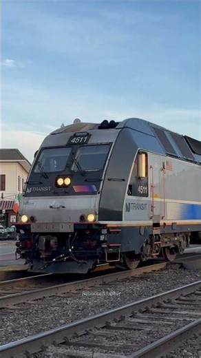4511 1271 // #shorts #fyp #ytp #train #njtransit #commuterrail #jersey #railfan #coastguard #hd