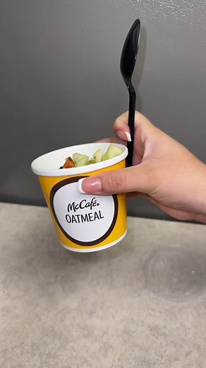 Trying McDonald’s Fruit & Maple Oatmeal for the First Time! 8/10